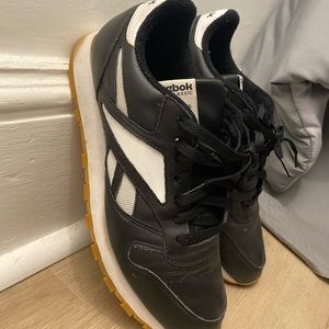 Classic MENS Reebok’s